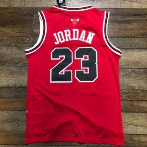 💎✨Youth💎✨ Chicago Bulls #23 Michael Jordan Red Jersey - Picture 2 of 5